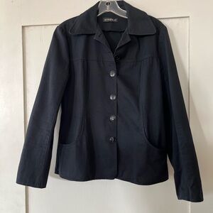 Beautiful light weight denim jacket 
100% cotton
Product by Elaine Kim mid-90’s